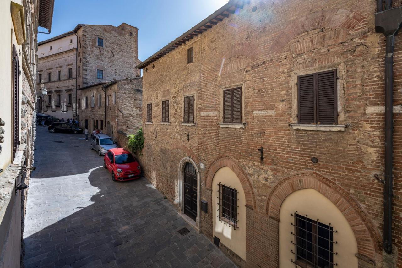 Palazzo Del Mercante Montepulciano Stazione Kültér fotó