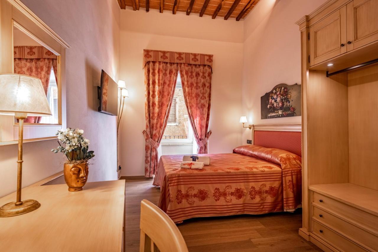 Palazzo Del Mercante Montepulciano Stazione Kültér fotó